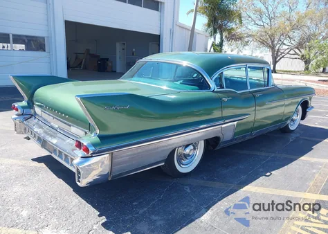 1958 Cadillac Fleetwood from USA, damaged, VIN 58M103213